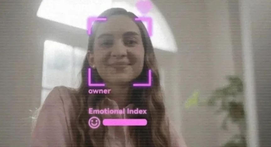 马斯克看好的AI玩具，成了商场新印钞机