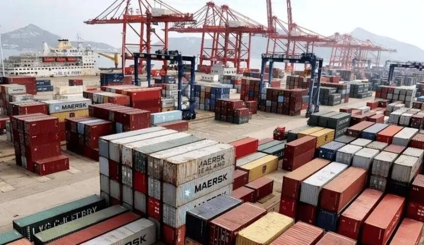 投资6000亿换关税豁免？8月美国关税收入高达313.7亿美元，接下来空引发设备涨价！