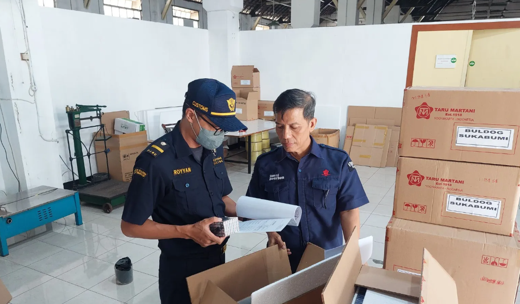 爆单之后是爆雷？印尼电商Q3狂飙1346亿，Shopee却连夜下架数十万商品！